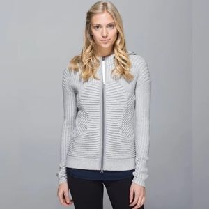 Lululemon Womens Size 6 Full Zip Gray Embrace Ribbed Knit Jacket